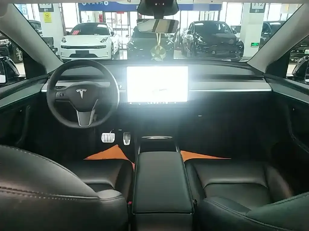 Tesla Model Y 2024 из CN, фото 5
