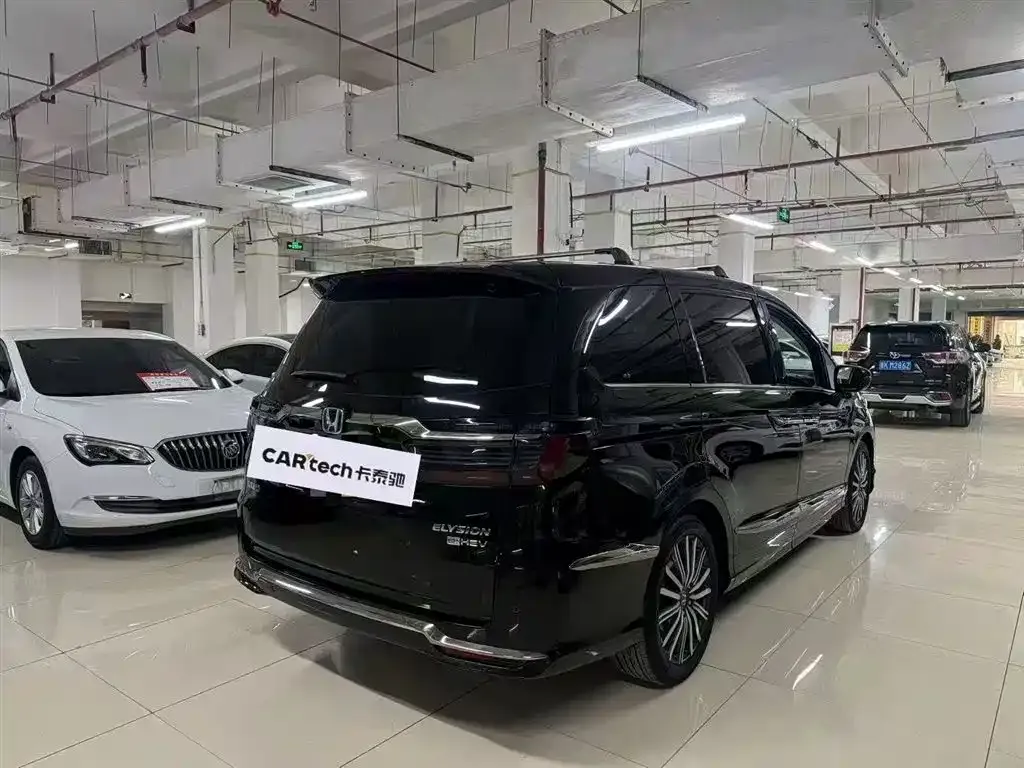 Honda Elysion 2022 из CN, фото 4