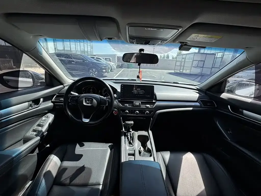 Honda Accord 2021 из CN, фото 6