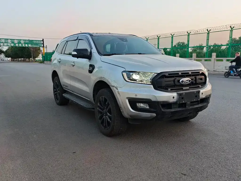 Ford Everest 2021 из CN, фото 7