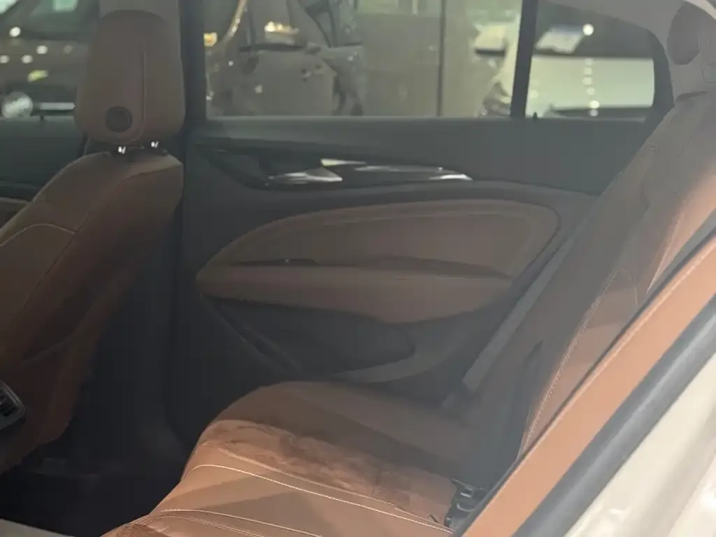 Buick Regal 2023 из CN, фото 3