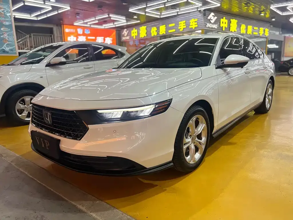 Honda Accord — фото 3