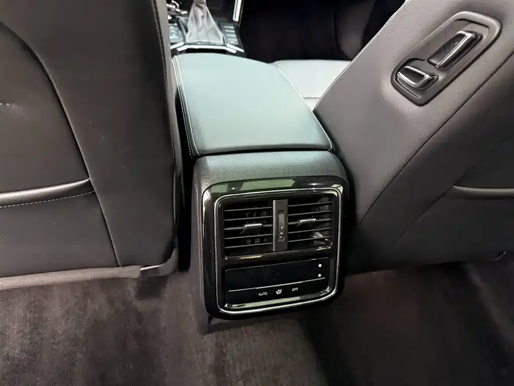 Volkswagen Passat — фото 2