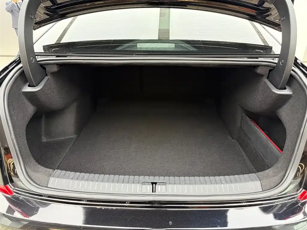 Volkswagen Passat — фото 6