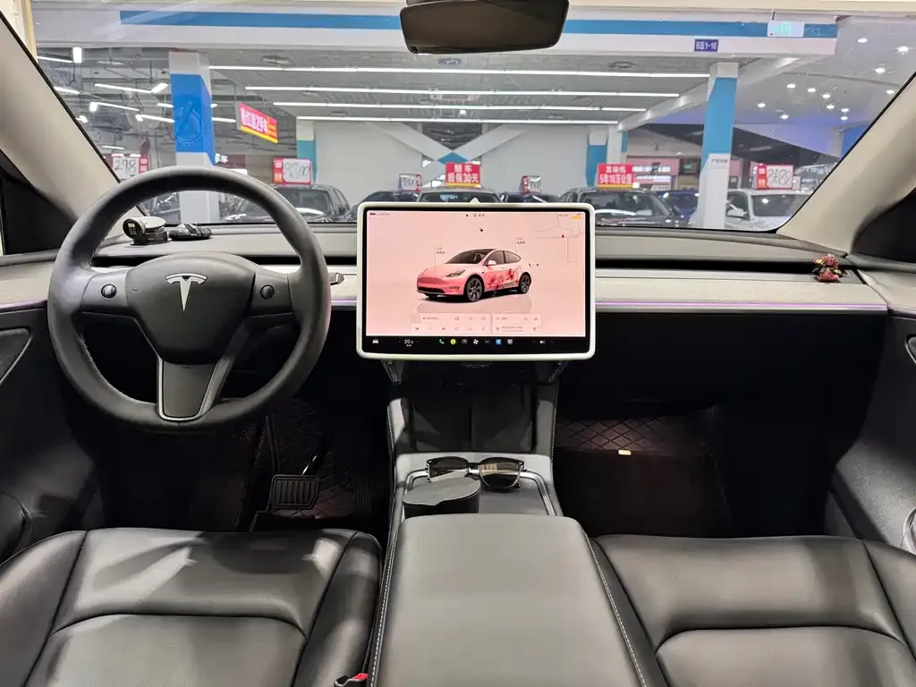 Tesla Model Y 2024 из CN, фото 5
