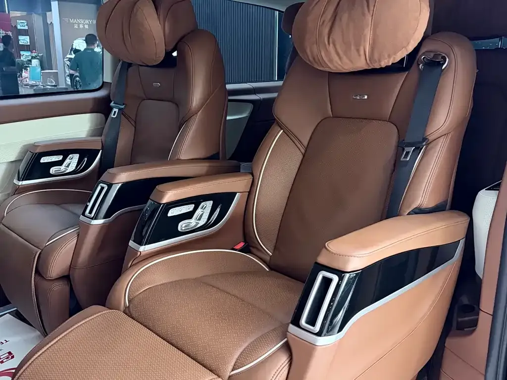 Mercedes-Benz Vito 2024 из CN, фото 6