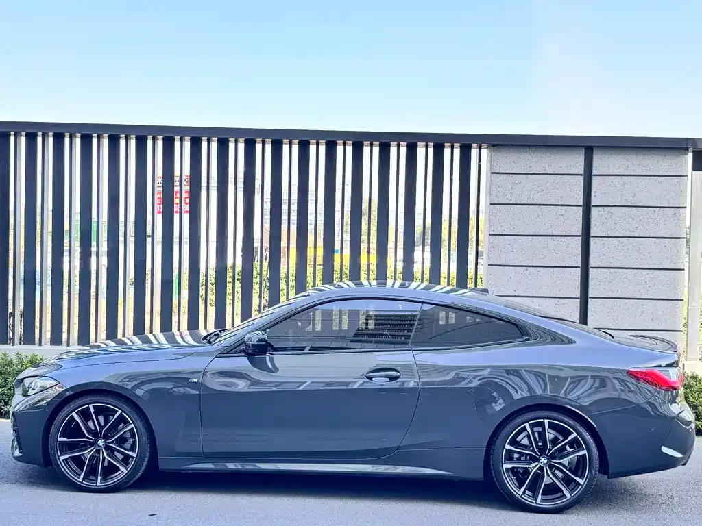 BMW 4 Series 2024 из CN, фото 8
