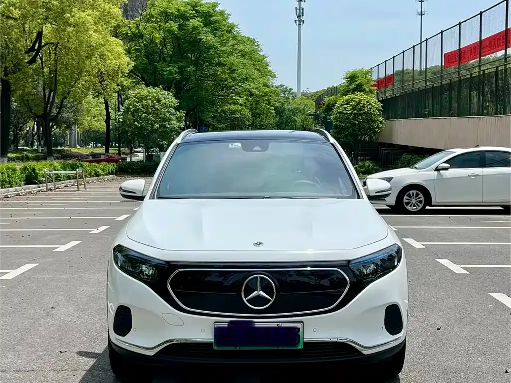 Mercedes-Benz EQA 2023 из CN, фото 2