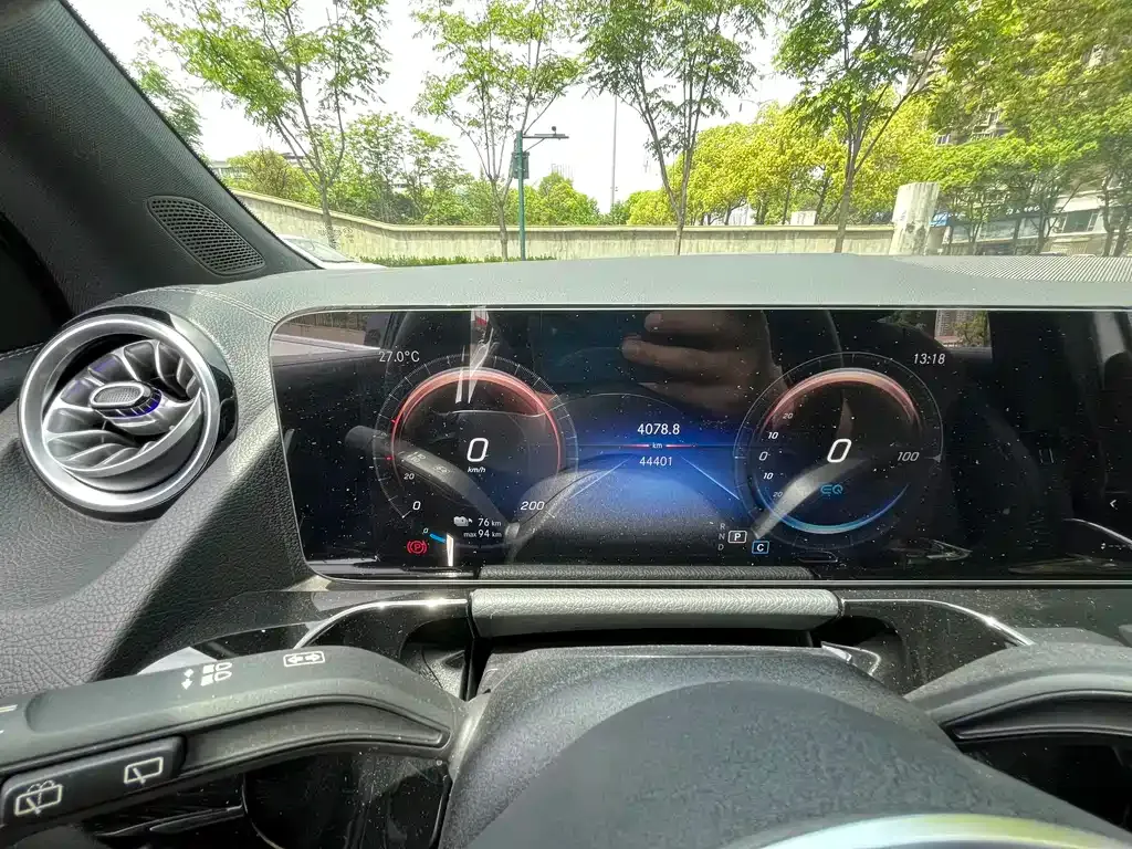 Mercedes-Benz EQA 2023 из CN, фото 9
