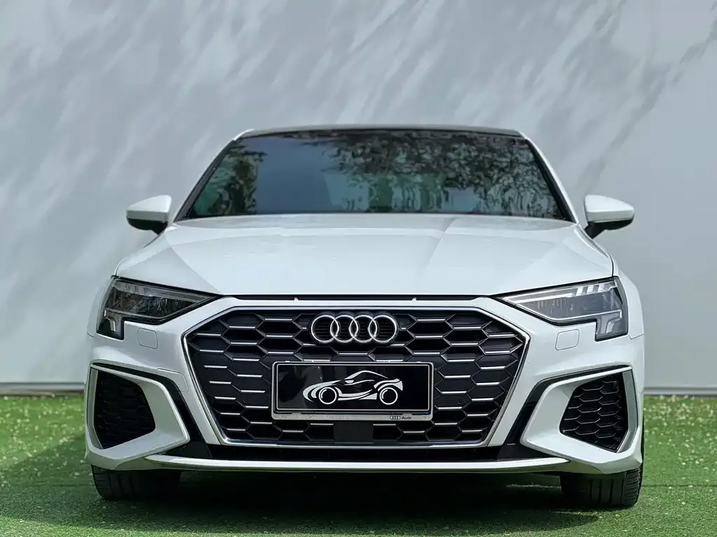 Audi A3 2023 из CN, фото 7