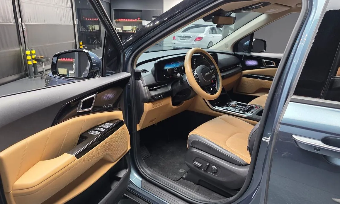Kia Carnival 2023 из KR, фото 7