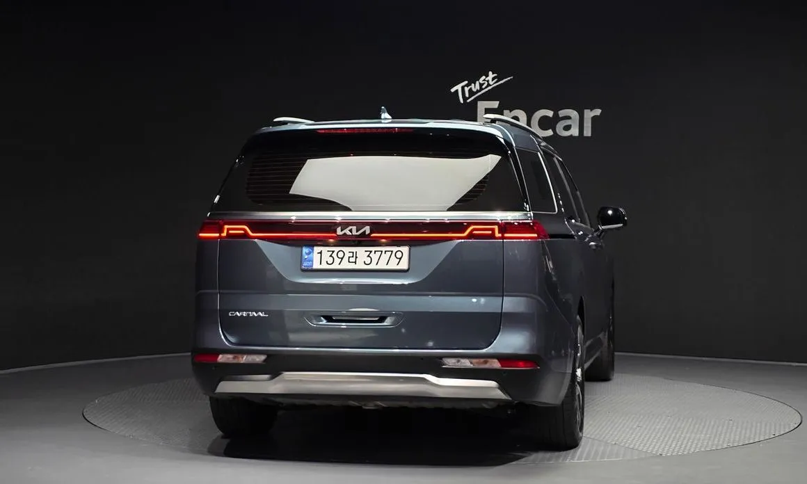 Kia Carnival 2023 из KR, фото 3