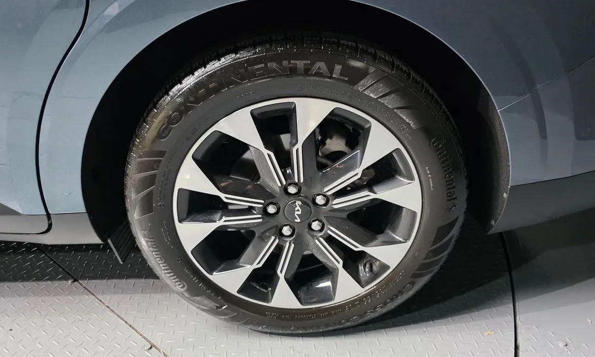 Kia Carnival 2023 из KR, фото 2