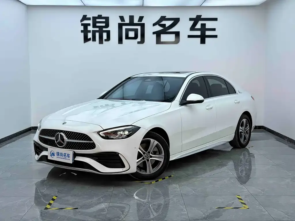 Mercedes-Benz C-Class — фото 1