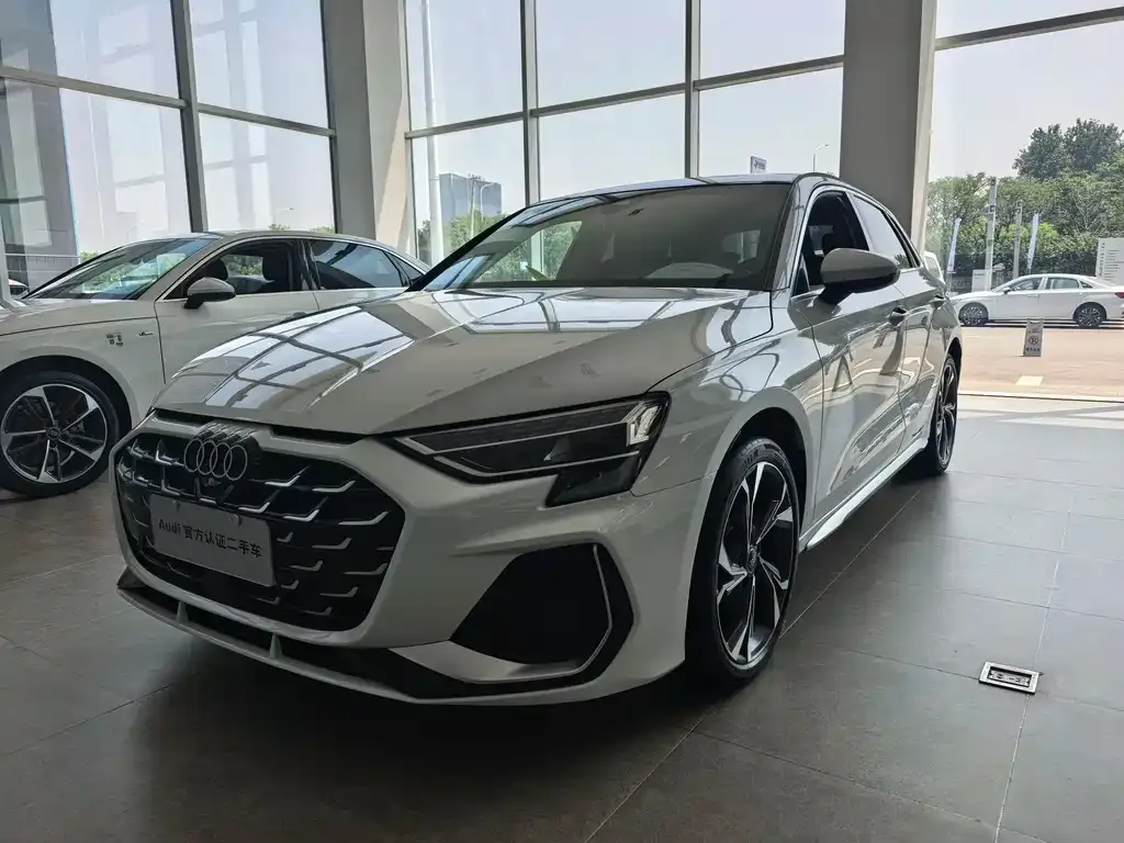 Audi A3 2025 из CN, фото 1