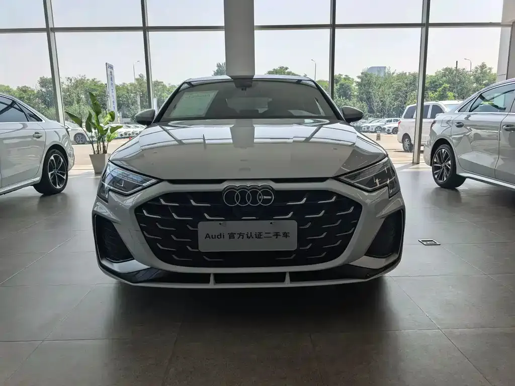Audi A3 2025 из CN, фото 5