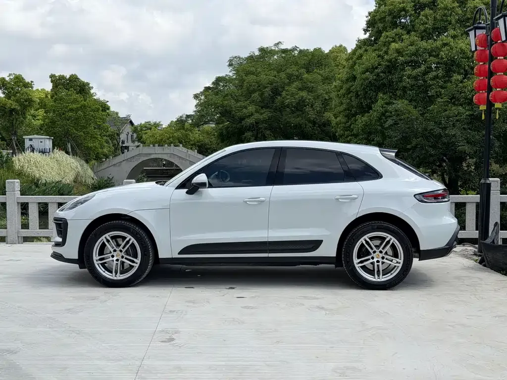 Porsche Macan 2024 из CN, фото 5