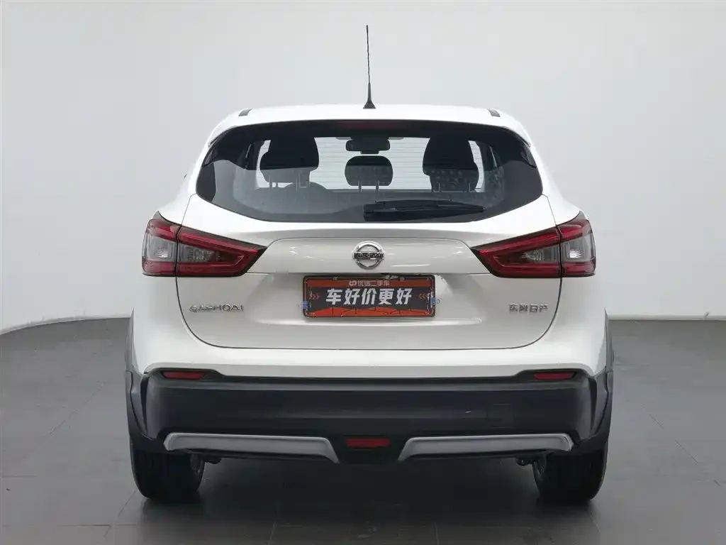 Nissan Qashqai 2021 из CN, фото 2
