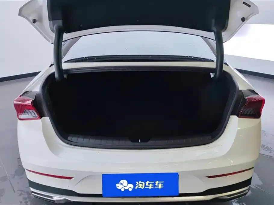 Kia K5 2024 из CN, фото 7