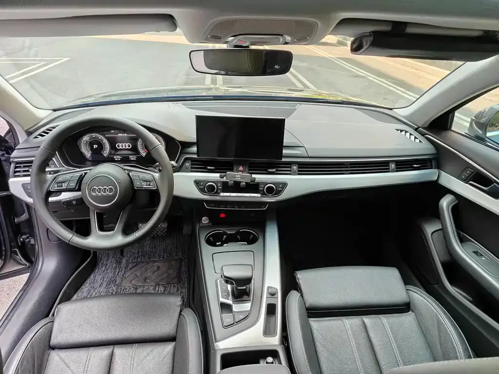 Audi A4L 2021 из CN, фото 6