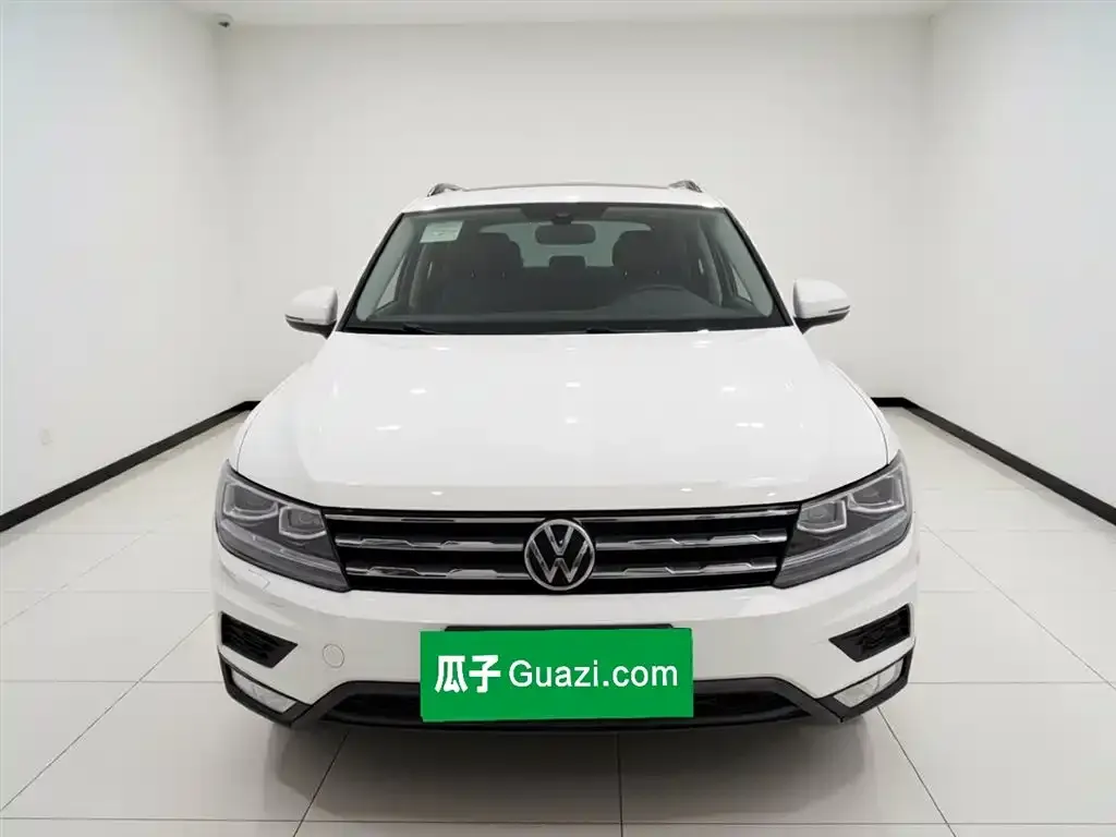 Volkswagen Tiguan L — фото 4