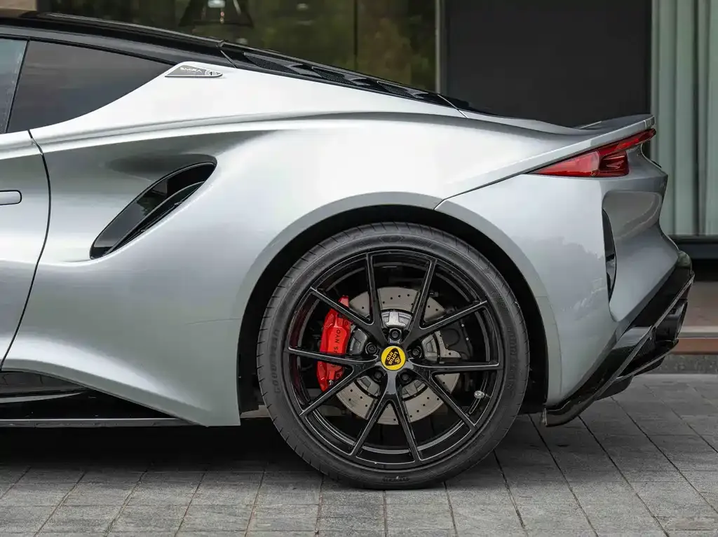 Lotus Emira 2024 из CN, фото 2