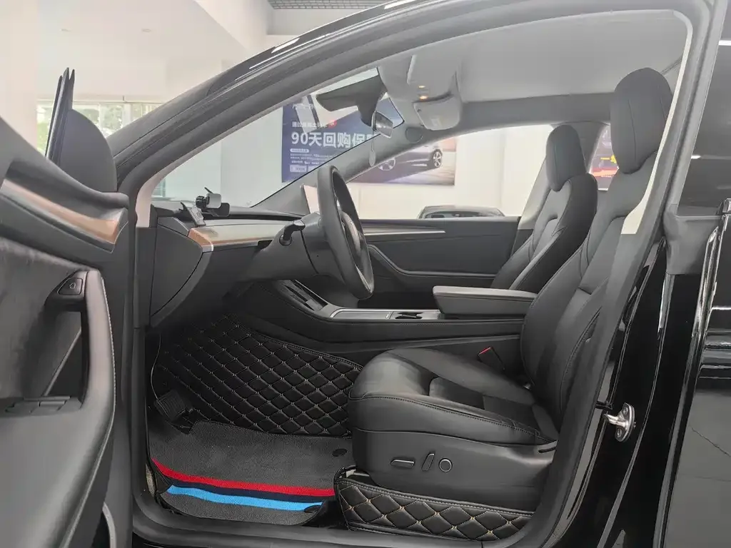 Tesla Model Y 2021 из CN, фото 4
