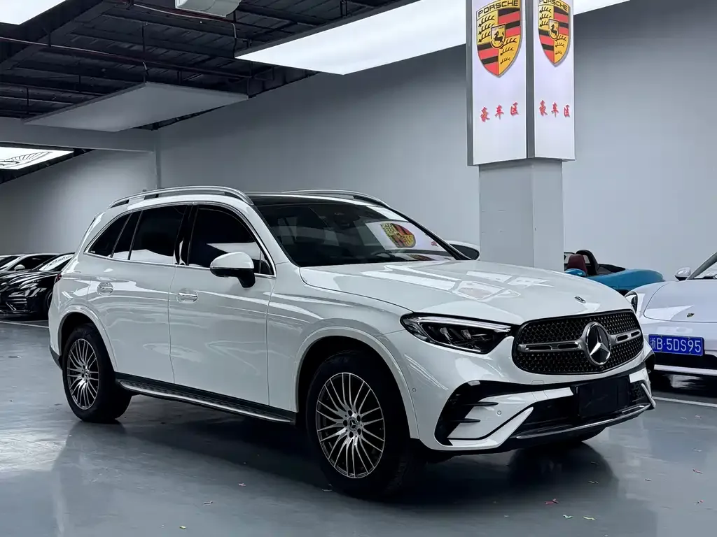 Mercedes-Benz GLC — фото 6