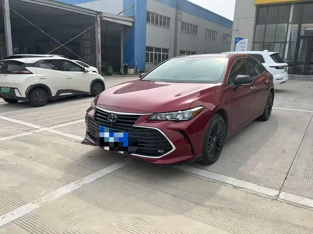 Toyota Avalon 2021 из CN, фото 1
