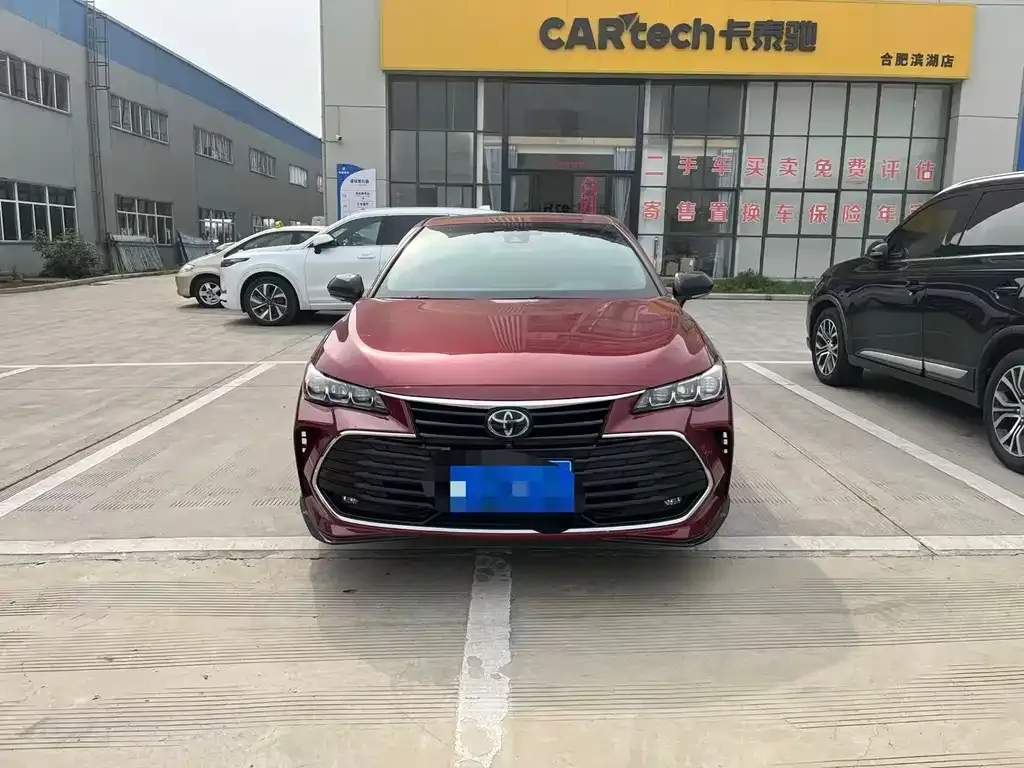Toyota Avalon 2021 из CN, фото 9