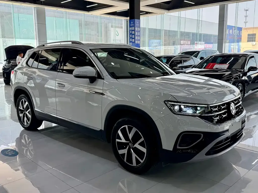 Volkswagen Tayron 2023 из CN, фото 3