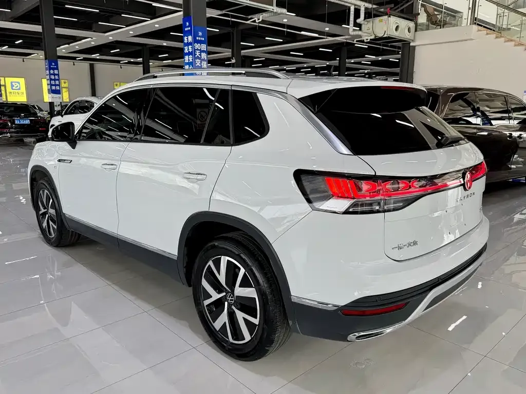 Volkswagen Tayron 2023 из CN, фото 8