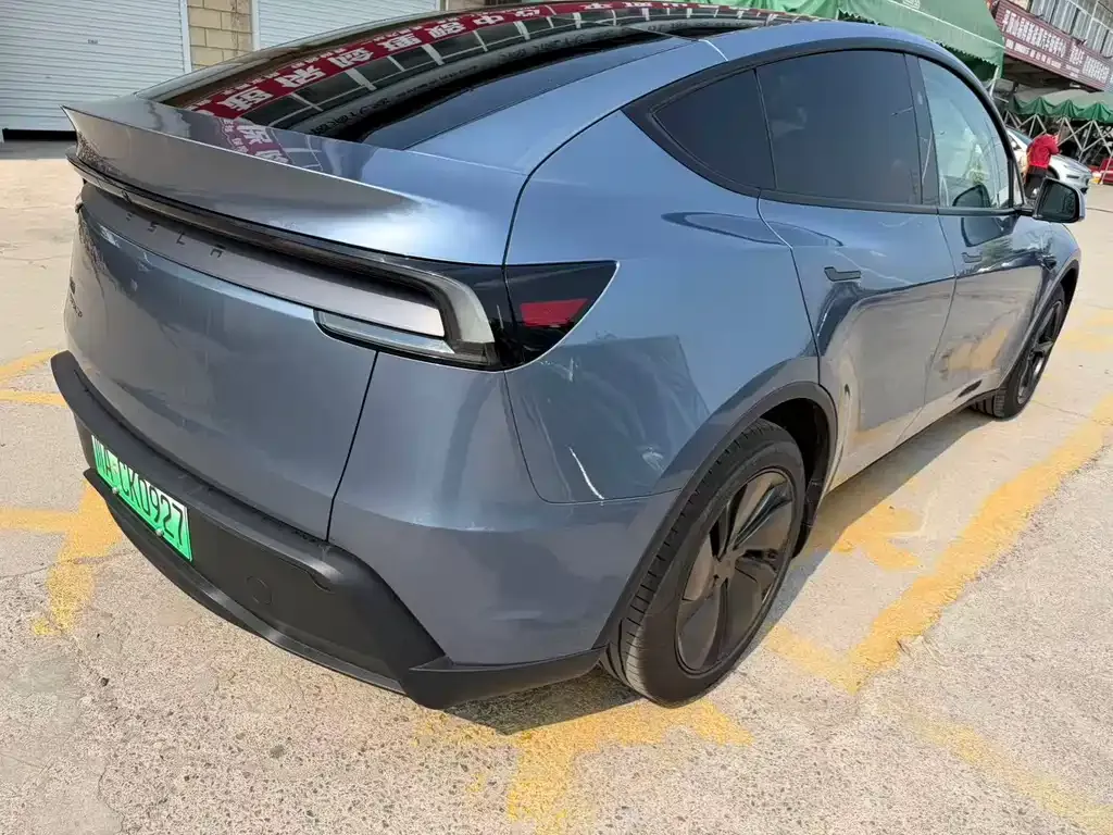 Tesla Model Y 2025 из CN, фото 7