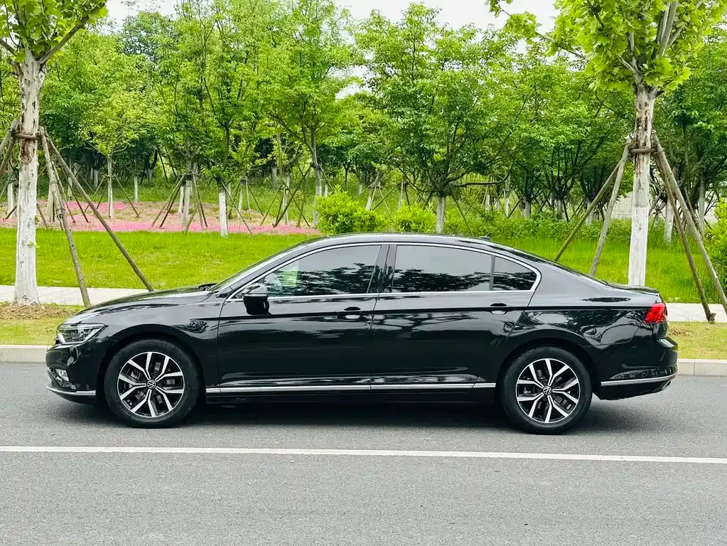 Volkswagen Magotan 2021 из CN, фото 5
