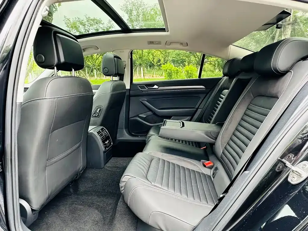 Volkswagen Magotan 2021 из CN, фото 2