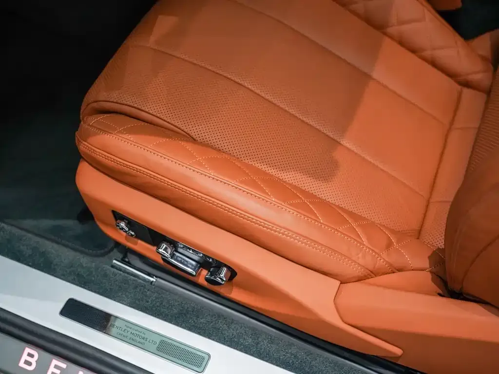 Bentley Continental — фото 10