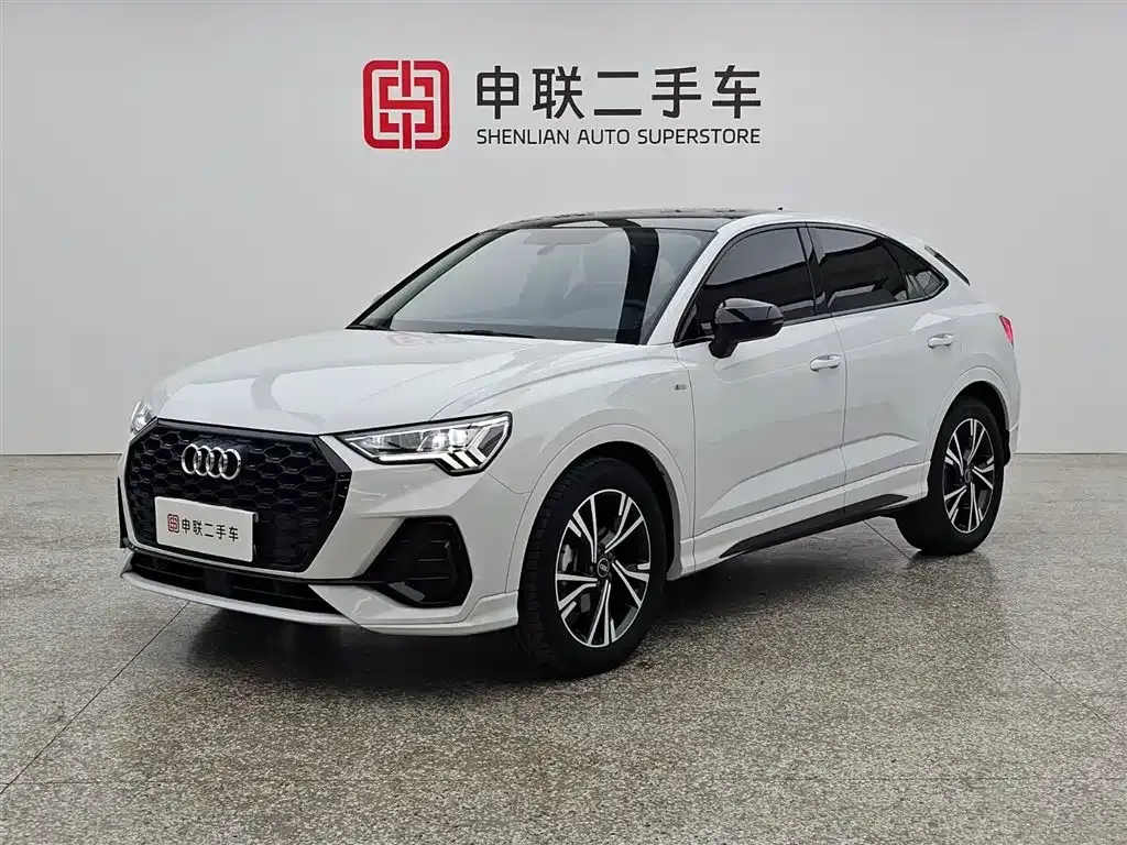 Audi Q3 Sportback — фото 1
