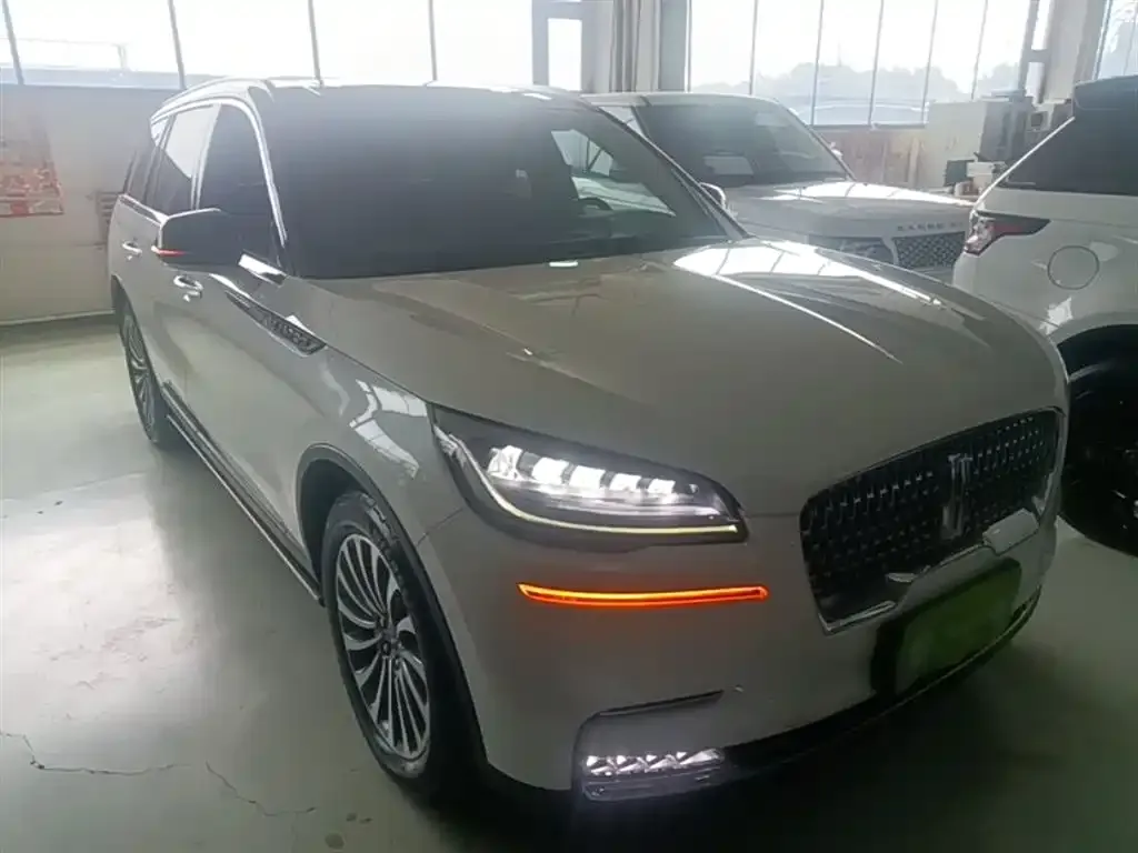 Lincoln Aviator 2022 из CN, фото 9