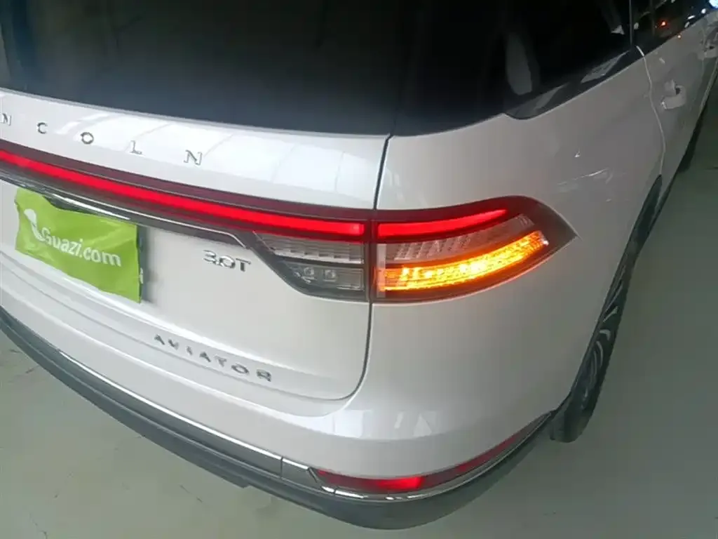 Lincoln Aviator 2022 из CN, фото 5
