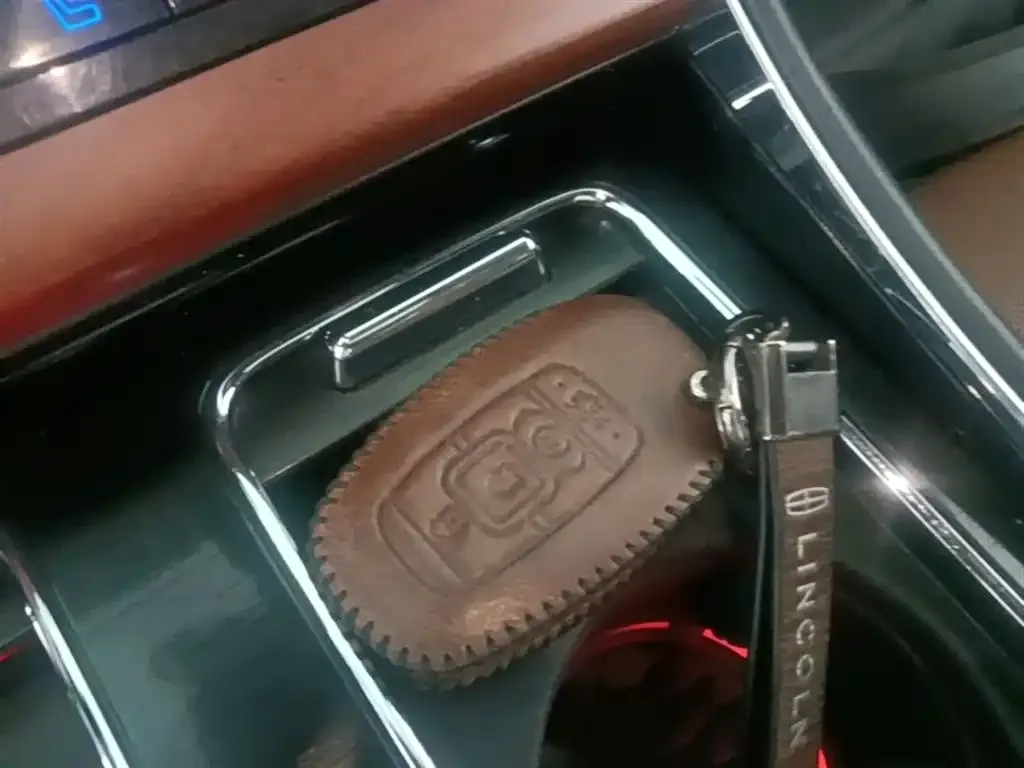 Lincoln Aviator 2022 из CN, фото 4