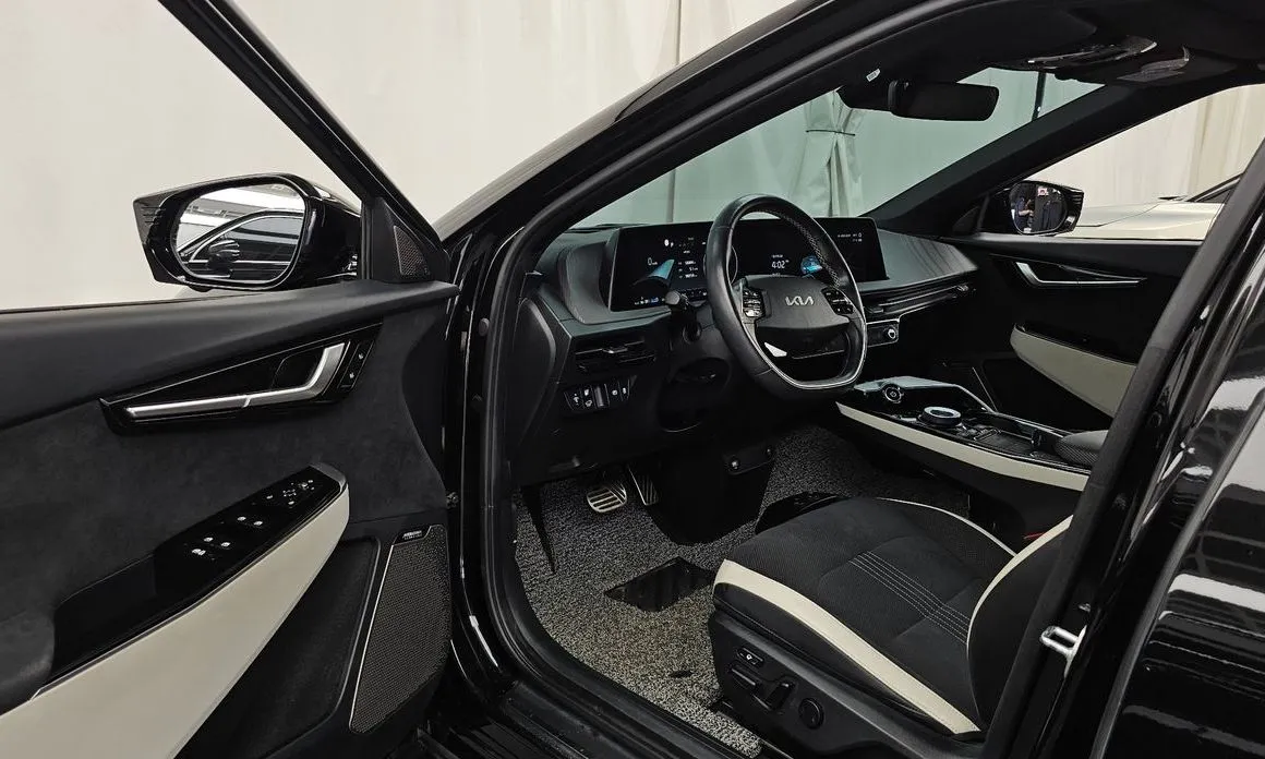 Kia EV6 2022 из KR, фото 2
