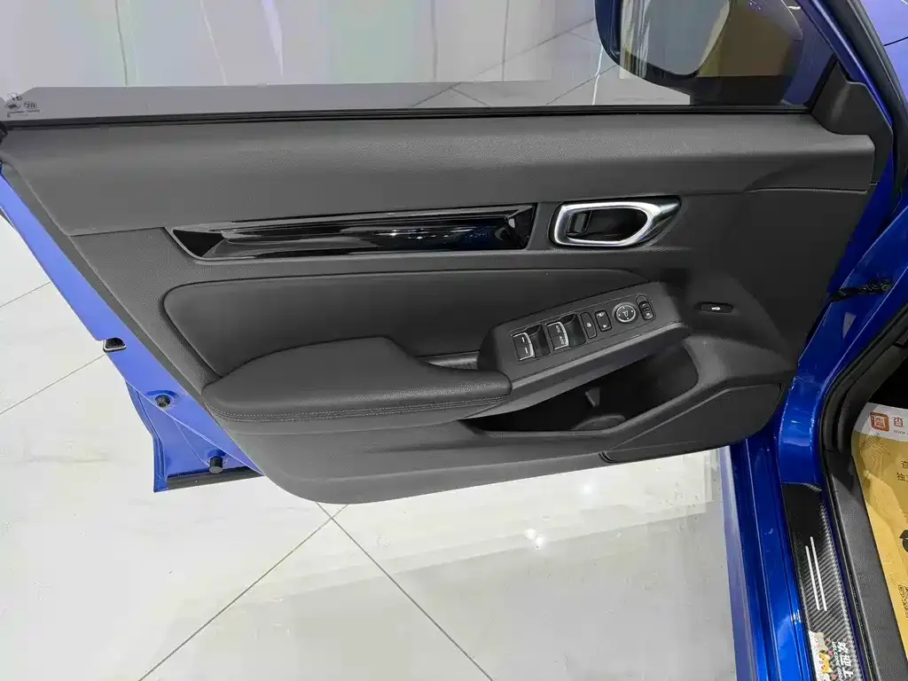 Honda Civic 2022 из CN, фото 2