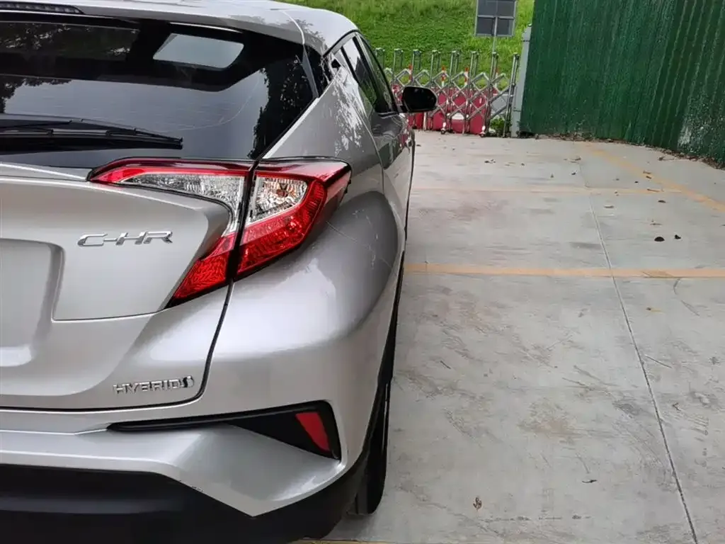 Toyota C-HR 2023 из CN, фото 6