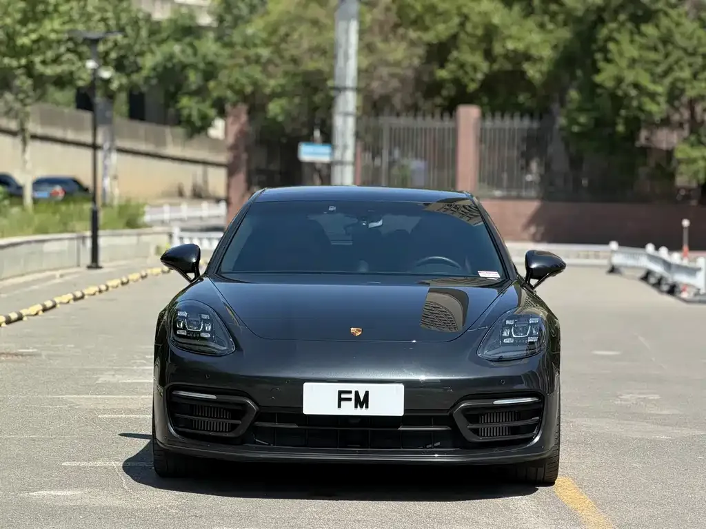 Porsche Panamera 2023 из CN, фото 1