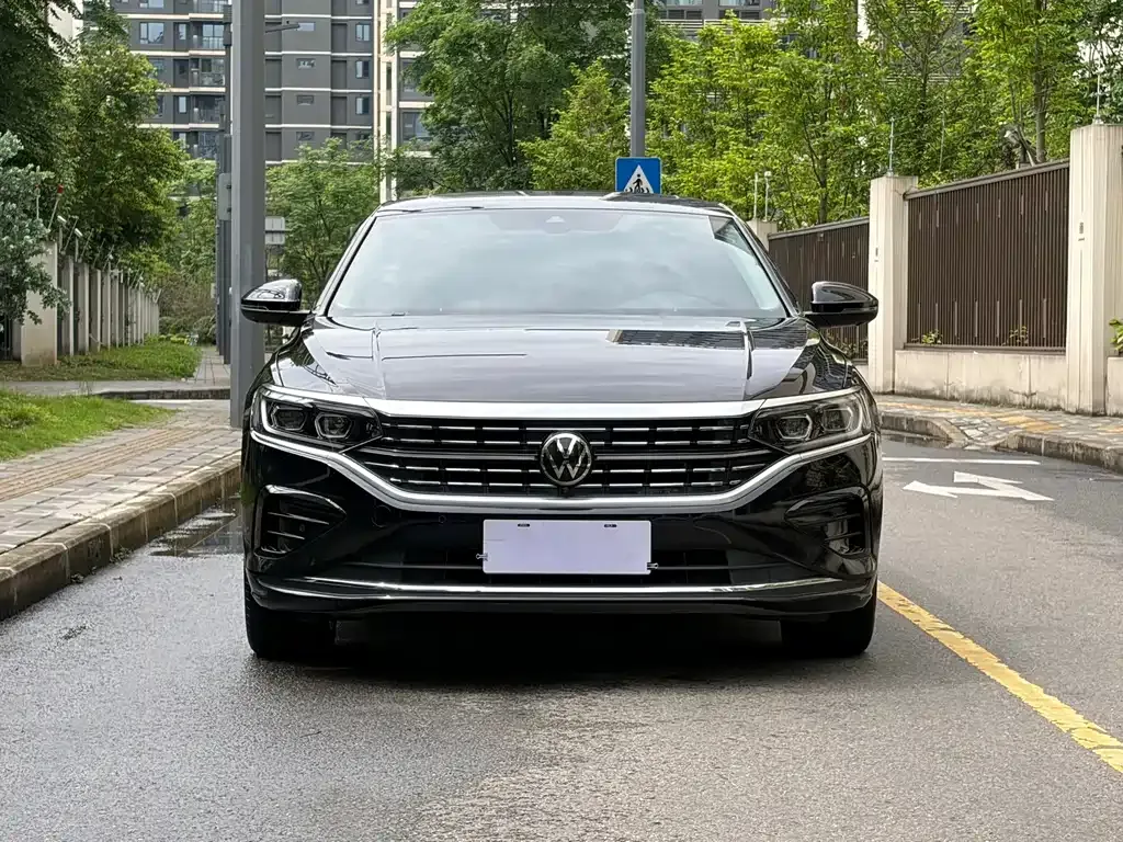 Volkswagen Passat — фото 7