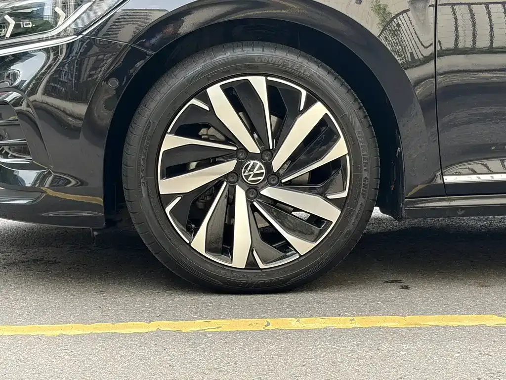 Volkswagen Passat — фото 5