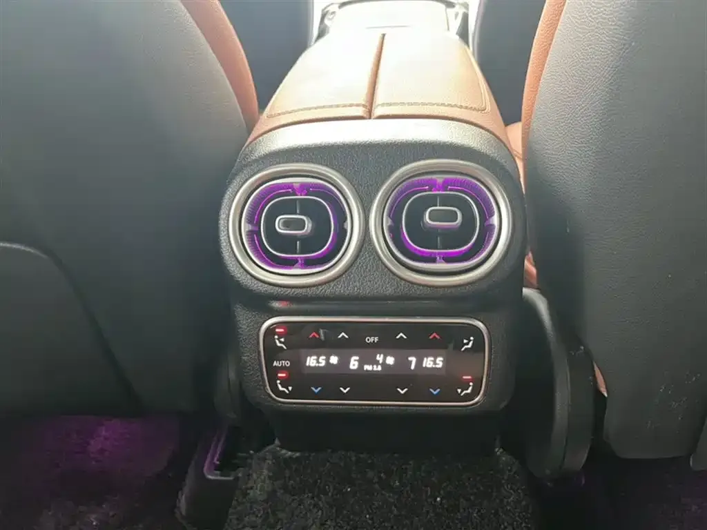 Mercedes-Benz GLC 2025 из CN, фото 2