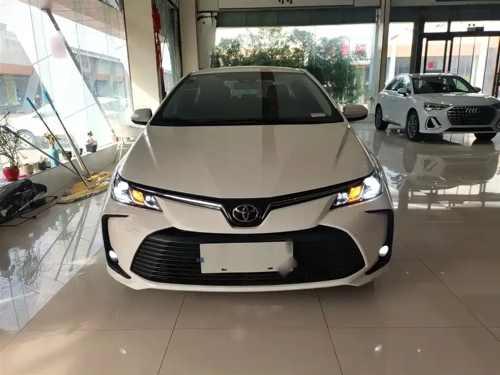 Toyota Corolla 2024 из CN, фото 7