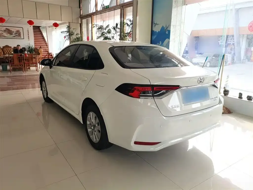 Toyota Corolla 2024 из CN, фото 8
