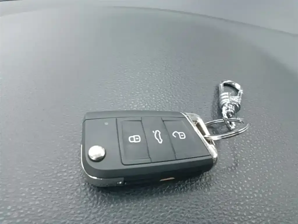 Volkswagen Lavida 2021 из CN, фото 7